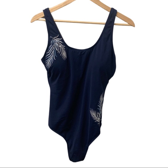 Ladies Large One pieces bathing suit - Picture 1 of 5